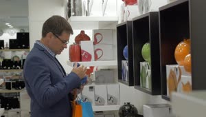 Stock Video Man Shopping While In Greec Animated Wallpaper