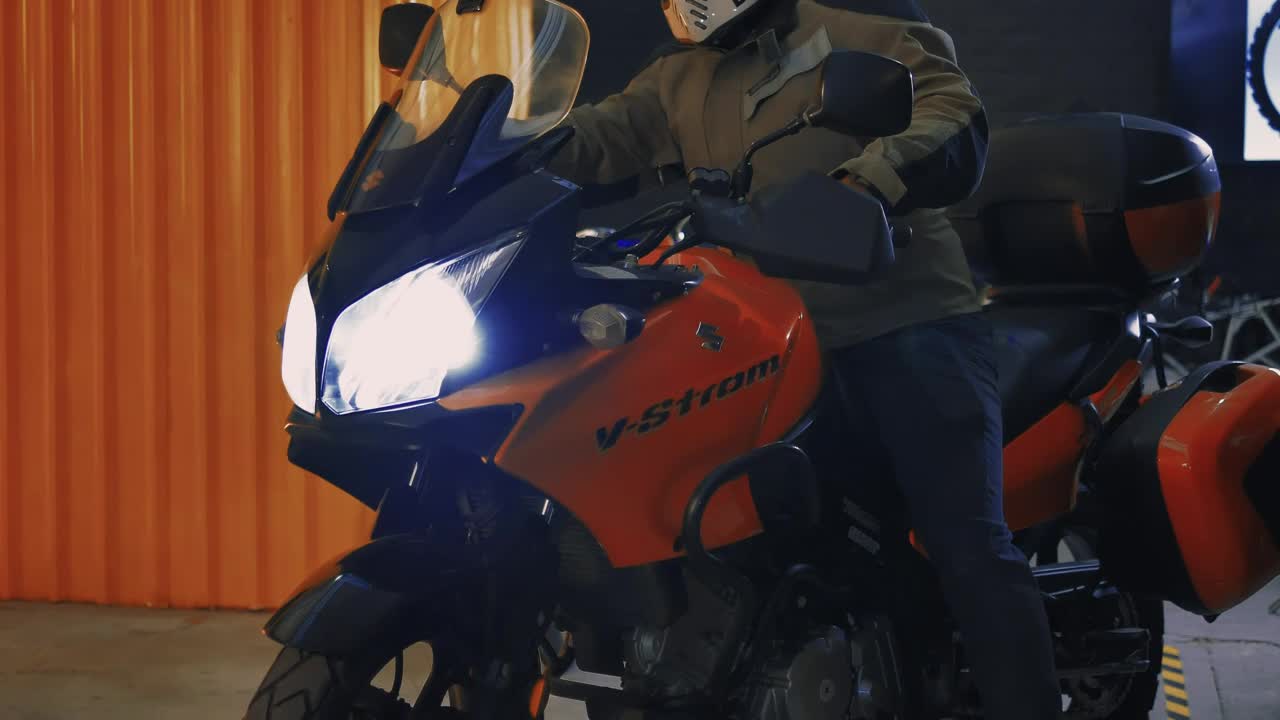 Download Stock Video Man Setting Off On A Big Motorcycl Animated Wallpaper