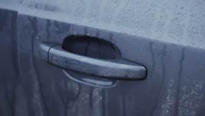 Stock Video Opening A Wet Car Handle Live Wallpaper