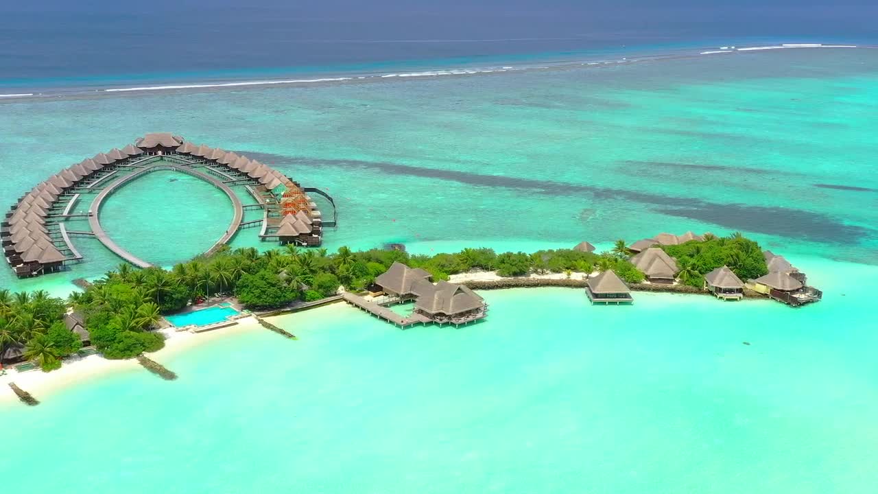 Download Stock Video Paradise Island With Bungalows Live Wallpaper