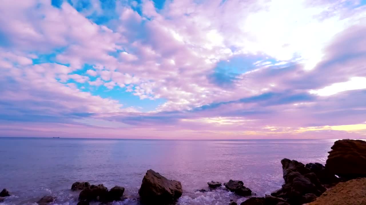 Download Video Stock Pinkish Sky On The Ocean Live Wallpaper Free