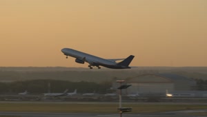 Video Stock Plane Taking Off At Dusk Live Wallpaper Free