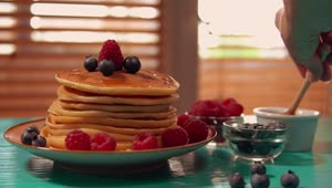 Video Stock Plate With A Tower Of Hot Cakes For Breakfast Live Wallpaper Free