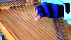 Video Stock Playing A Harp With Gloves Live Wallpaper Free