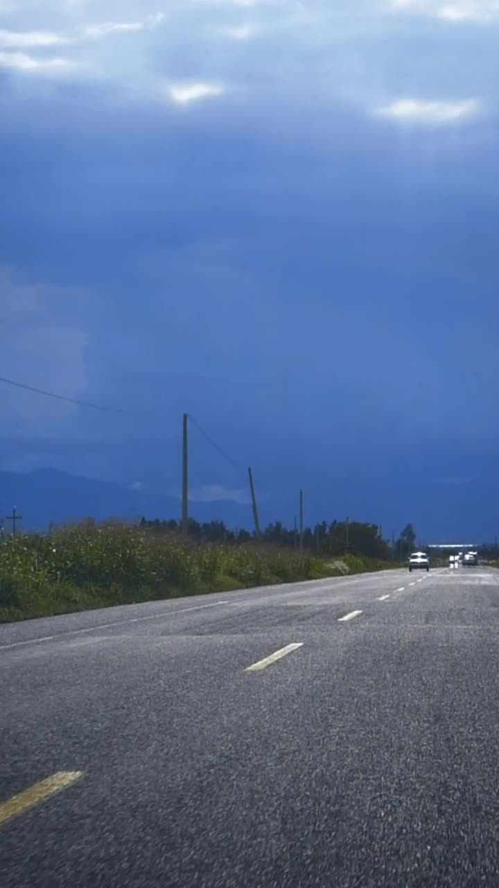 Download Video Stock Point Of View Traveling Slowly Down A Highway Live Wallpaper Free