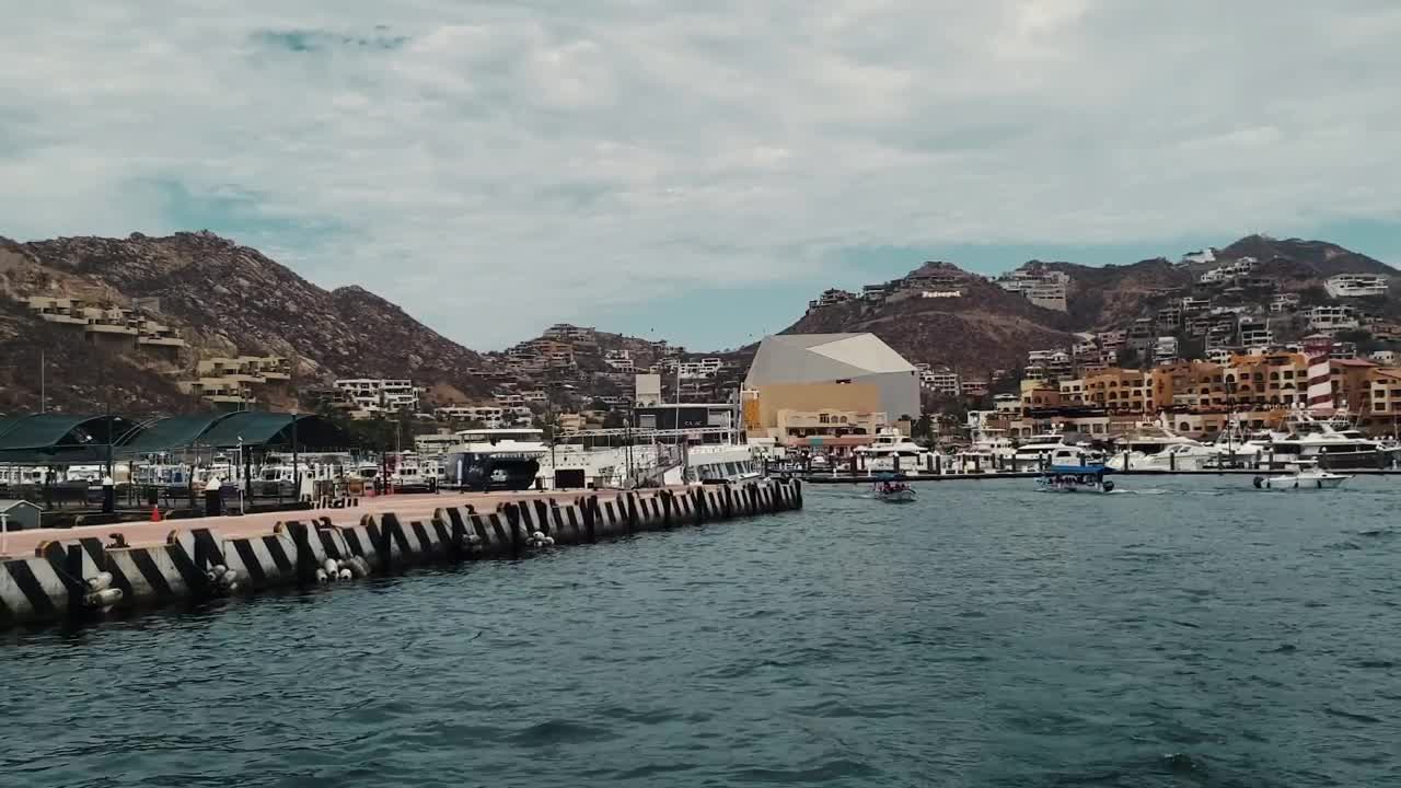 Download Video Stock Port Seen From The Sea Live Wallpaper Free