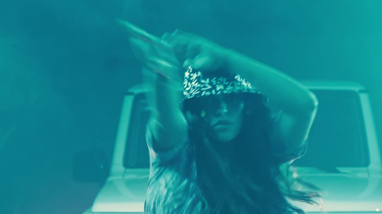 Download Video Stock Portrait Of An Urban Dancer Live Wallpaper Free