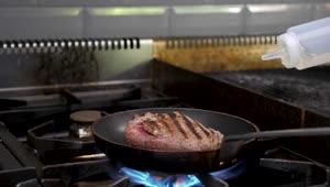 Video Stock Pouring Oil Over Beef Live Wallpaper Free