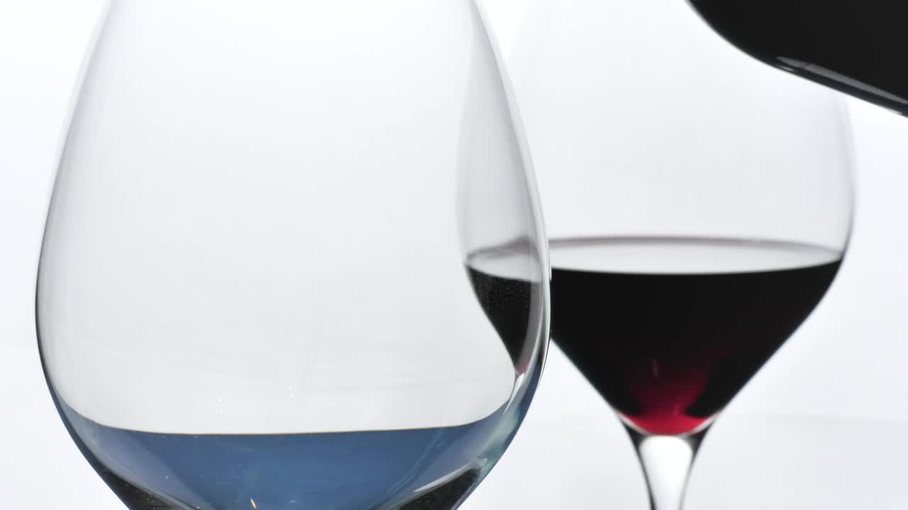 Download Video Stock Pouring Red Wine Live Wallpaper Free