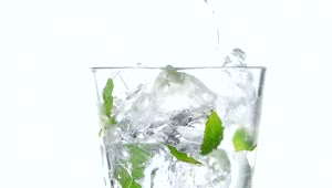 Video Stock Pouring Sparkling Water On A Glass With Mint Leaves And Live Wallpaper Free