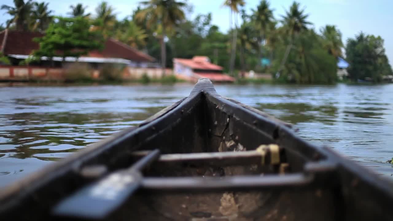 Download Video Stock Pov Of A Canoe Crossing A River Live Wallpaper Free