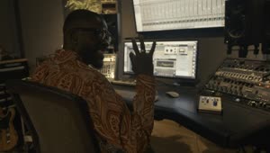Video Stock Producer Working In A Recording Studio Live Wallpaper Free