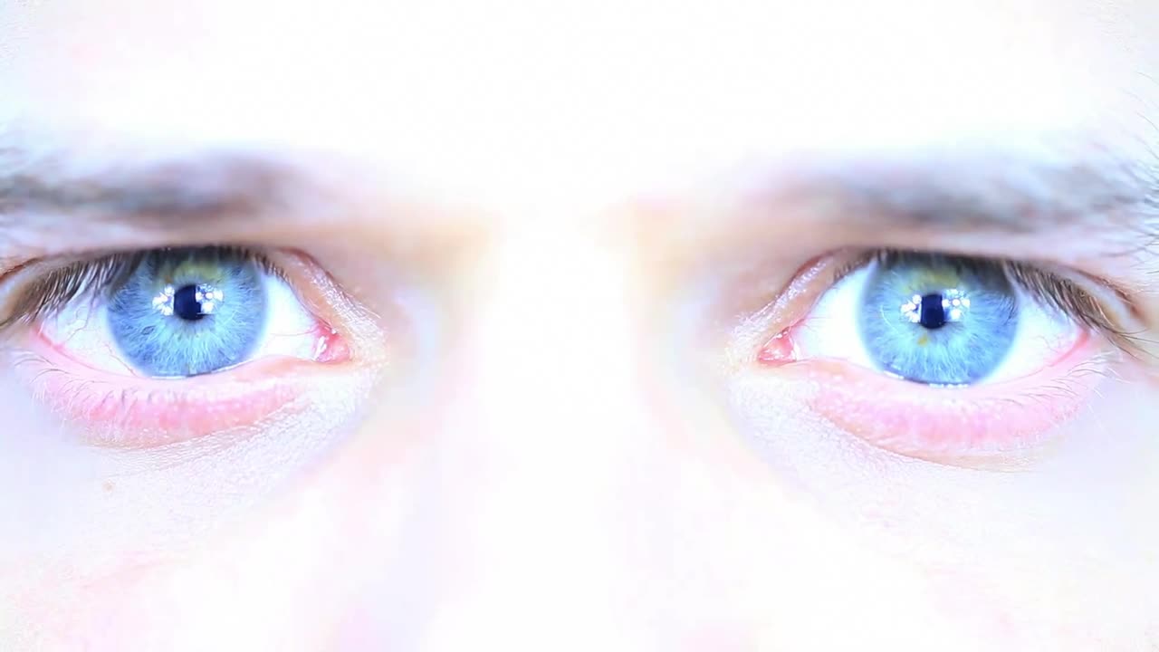Download Video Stock Pupils Dilate In A Persons Gaze Live Wallpaper Free