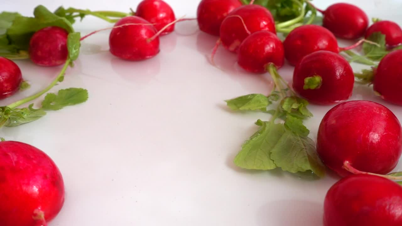Download Video Stock Radishes Falling Into Water Live Wallpaper Free