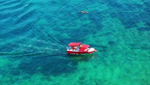 Video Stock Red Boat In Crystal Clear Water Live Wallpaper Free