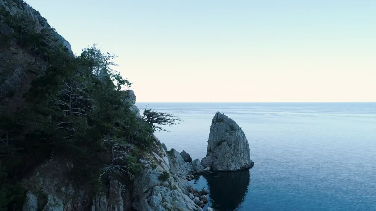 Download Free Stock Video Rocky Coast With Calm Water Live Wallpaper