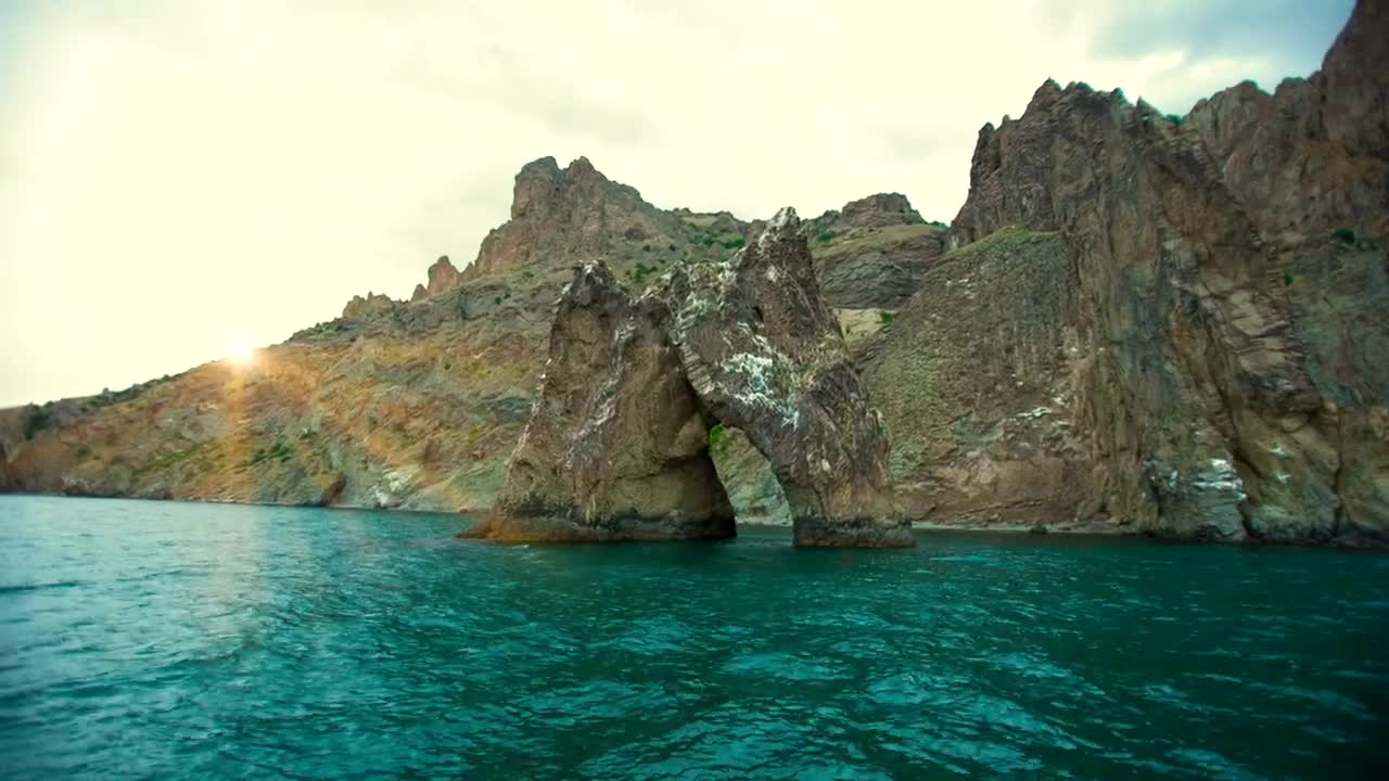 Download Free Stock Video Rocky Mountains By The Sea Live Wallpaper