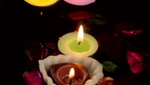 Free Stock Video Romantic Candles Floating In Water Live Wallpaper