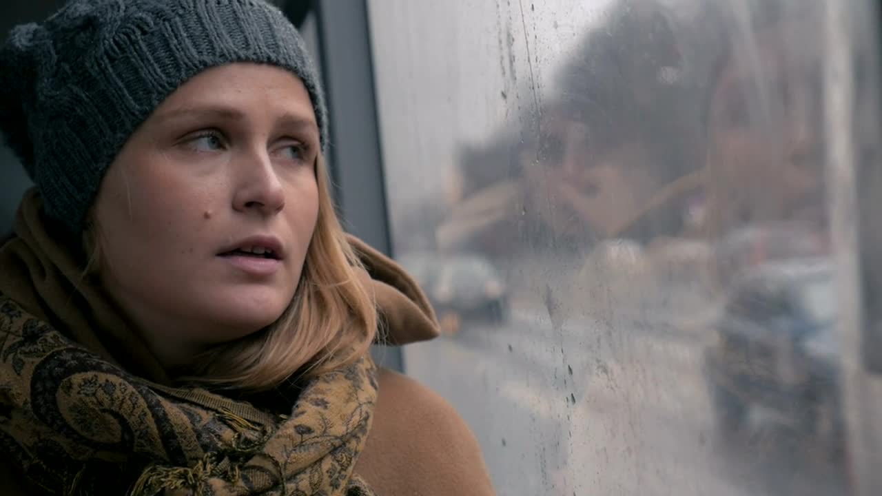 Download Free Stock Video Sad Woman Taking A Bus Journey Live Wallpaper