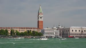 Free Stock Video Sailing Through Venecia Canals Live Wallpaper