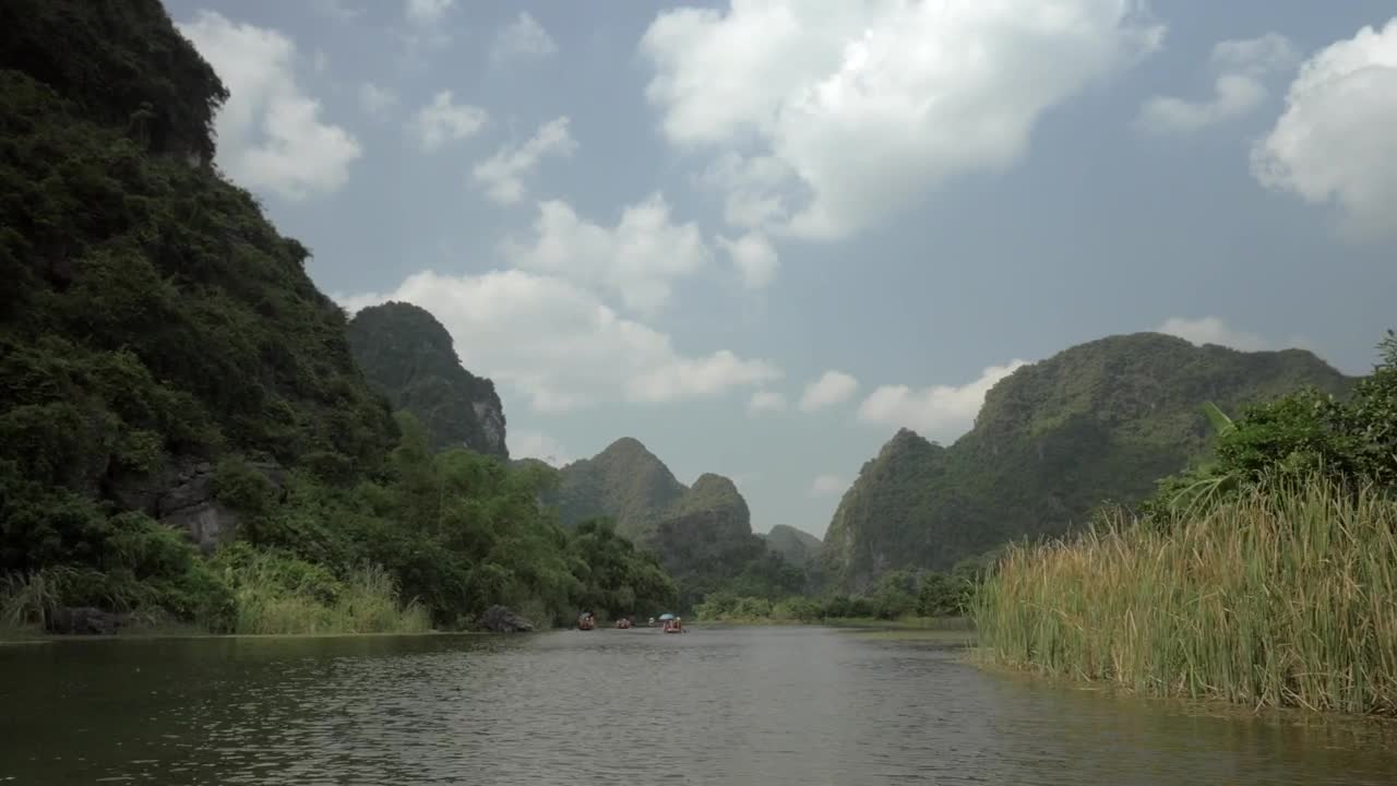 Download Free Stock Video Scenic Bay And Mountains In Hanoi Live Wallpaper