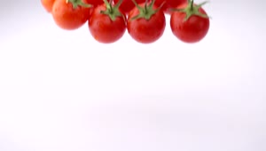Free Stock Video Several Ripe Tomatoes Falling On The Table Live Wallpaper
