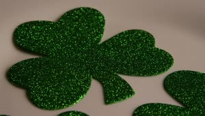 Free Stock Video Shiny St Patricks Day Clovers Live Wallpaper