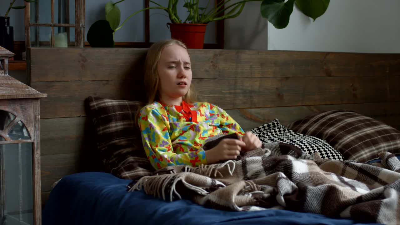Download Free Stock Video Sick Blonde Little Girl Coughing Live Wallpaper