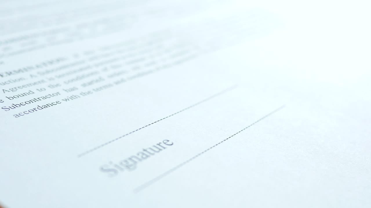 Download Free Stock Video Signing A Business Contract Close Up Live Wallpaper