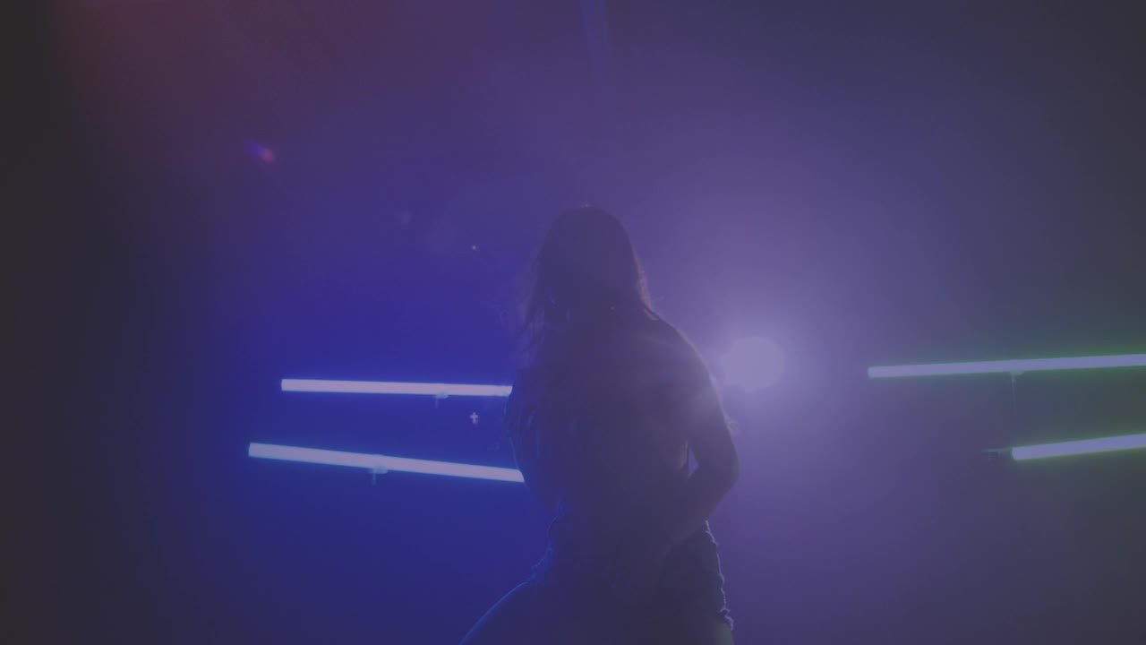 Download Free Stock Video Silhouette Of A Dancer On A Floor With Smoke And Live Wallpaper