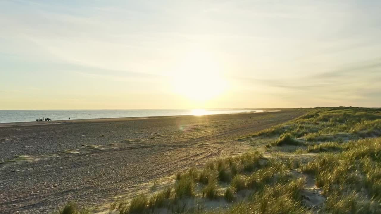 Download Free Video Stock Slow Moving Drone Over The Beach Live Wallpaper