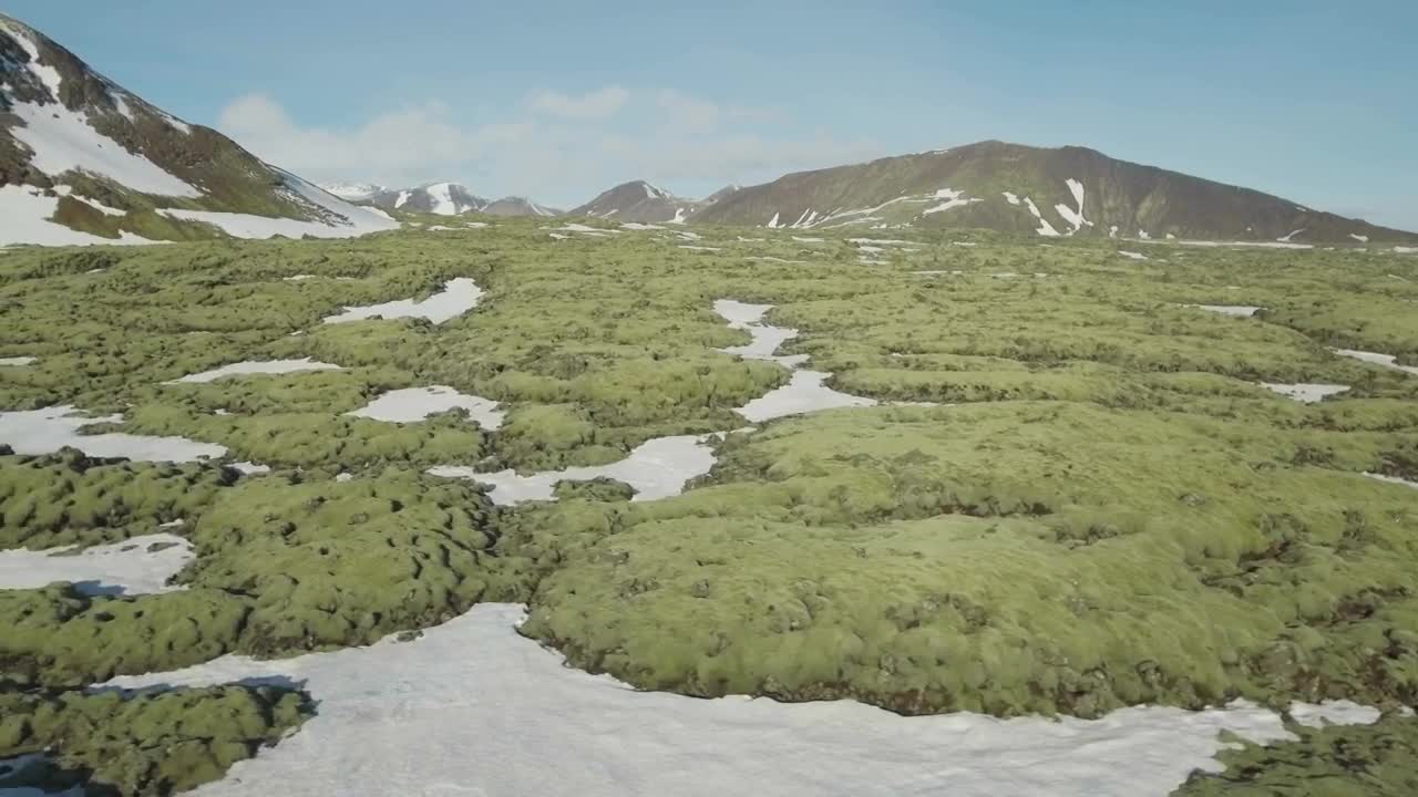 Download Free Video Stock Snow Between Rocks Live Wallpaper