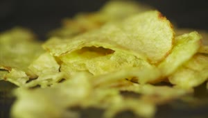 Free Video Stock Spinning Potato Chips Live Wallpaper
