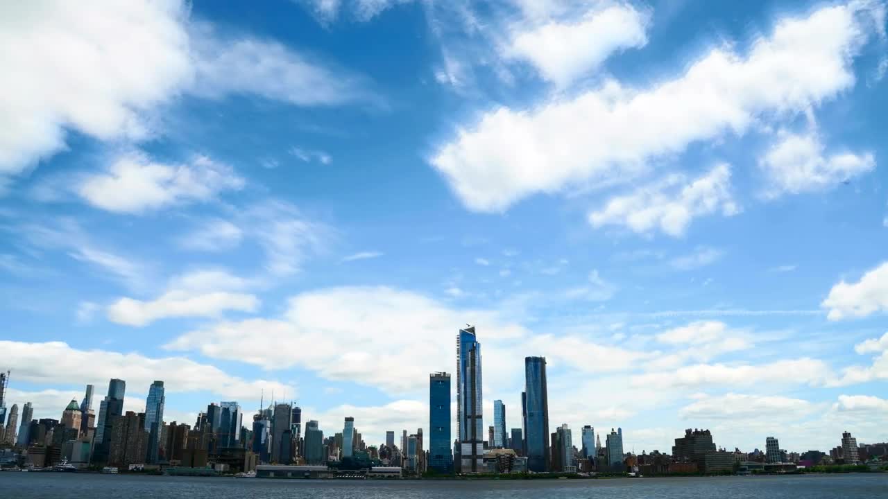 Download Free Video Stock Summer Across New York Live Wallpaper