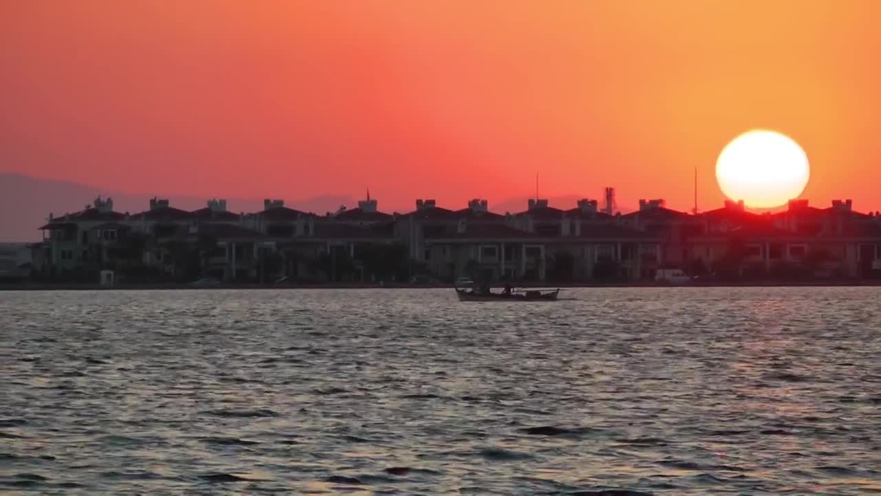 Download Free Video Stock sunset seen from a sailing ship Live Wallpaper