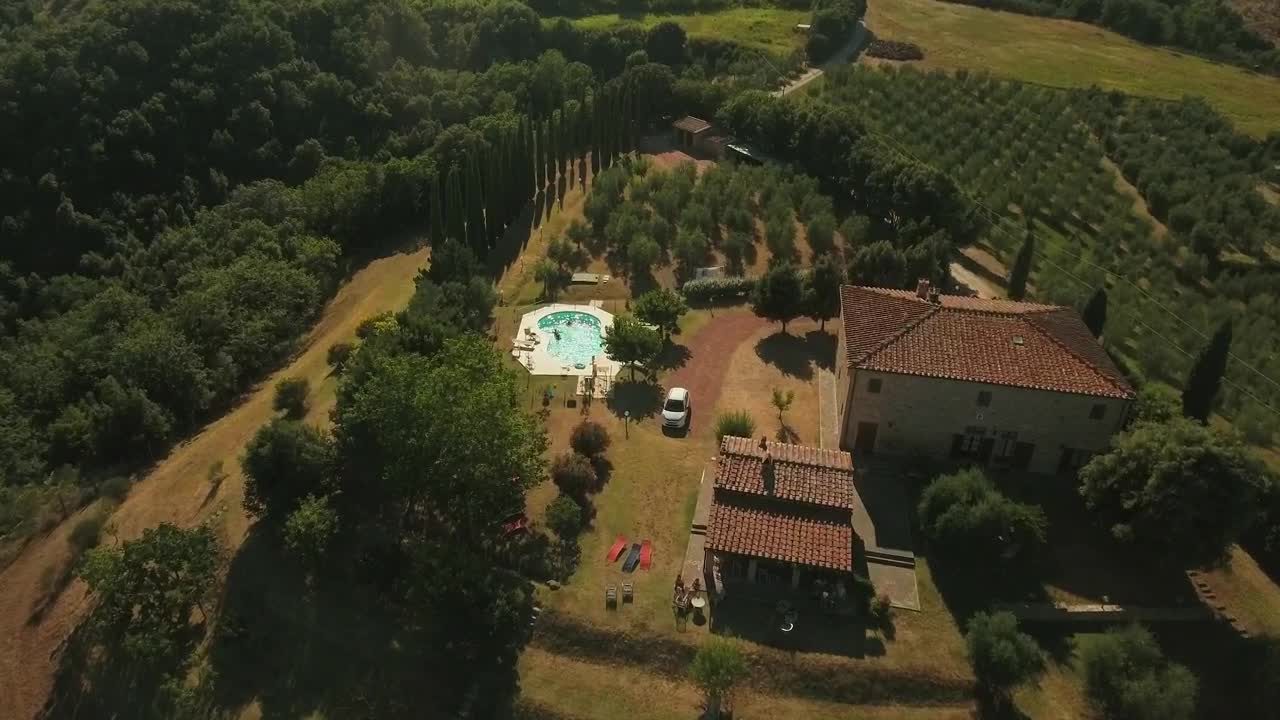 Download Free Video Stock swimming pool at a villa Live Wallpaper