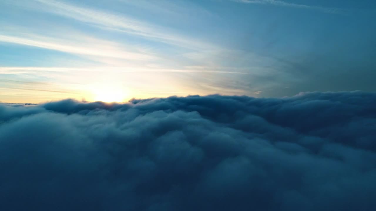 Download Free Video Stock the sunset from above the clouds Live Wallpaper