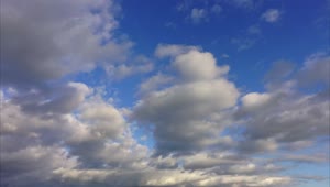 Free Video Stock timelapse of clouds running across the sky Live Wallpaper