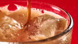 Free Video Stock top of a glass with cola in detail Live Wallpaper