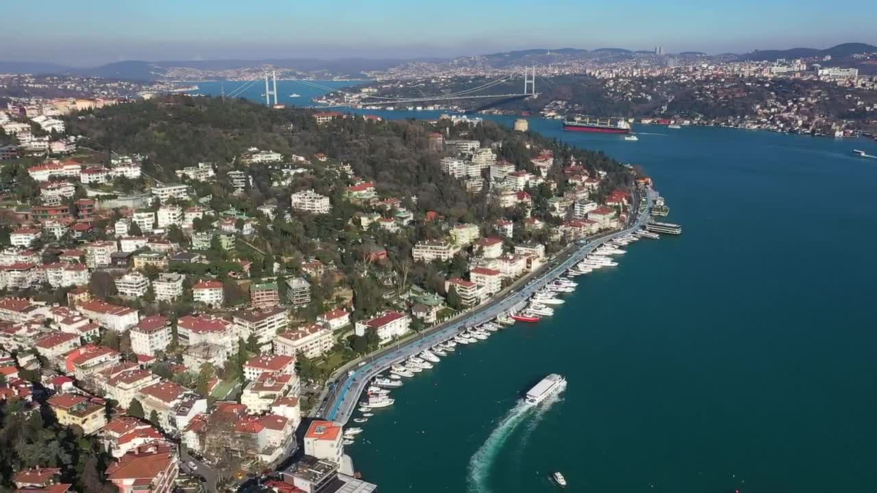 Download Free Video Stock tourist boat heading along the coast Live Wallpaper