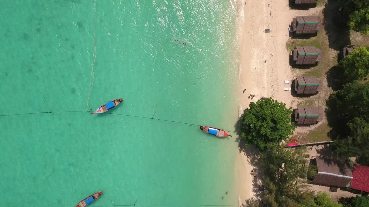 Download Free Video Stock tourist tropical island with turquoise sea Live Wallpaper