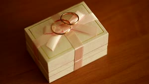 Free Stock Video Wedding Rings On Its Box Live Wallpaper