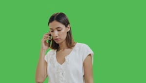 Free Stock Video Woman Talking On The Phone With Chroma Background Live Wallpaper