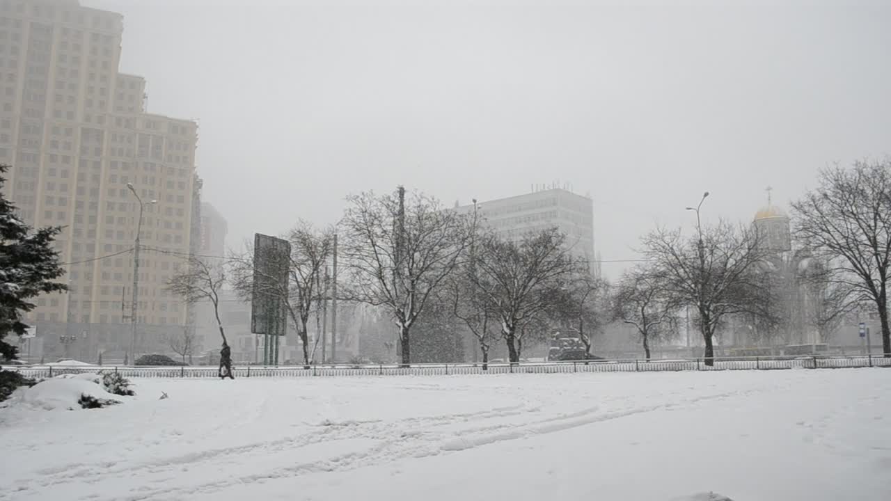 Download   Stock Footage Winter In A Large City Live Wallpaper