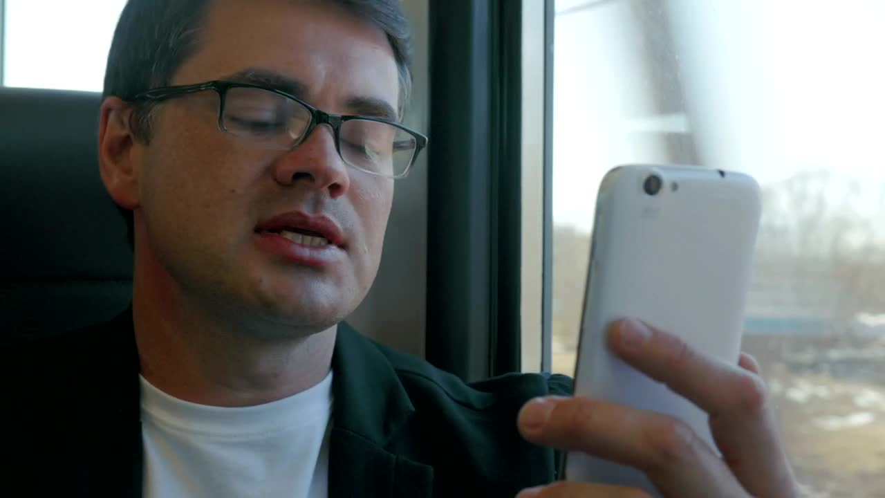 Download   Stock Footage Video Call On The Train Live Wallpaper