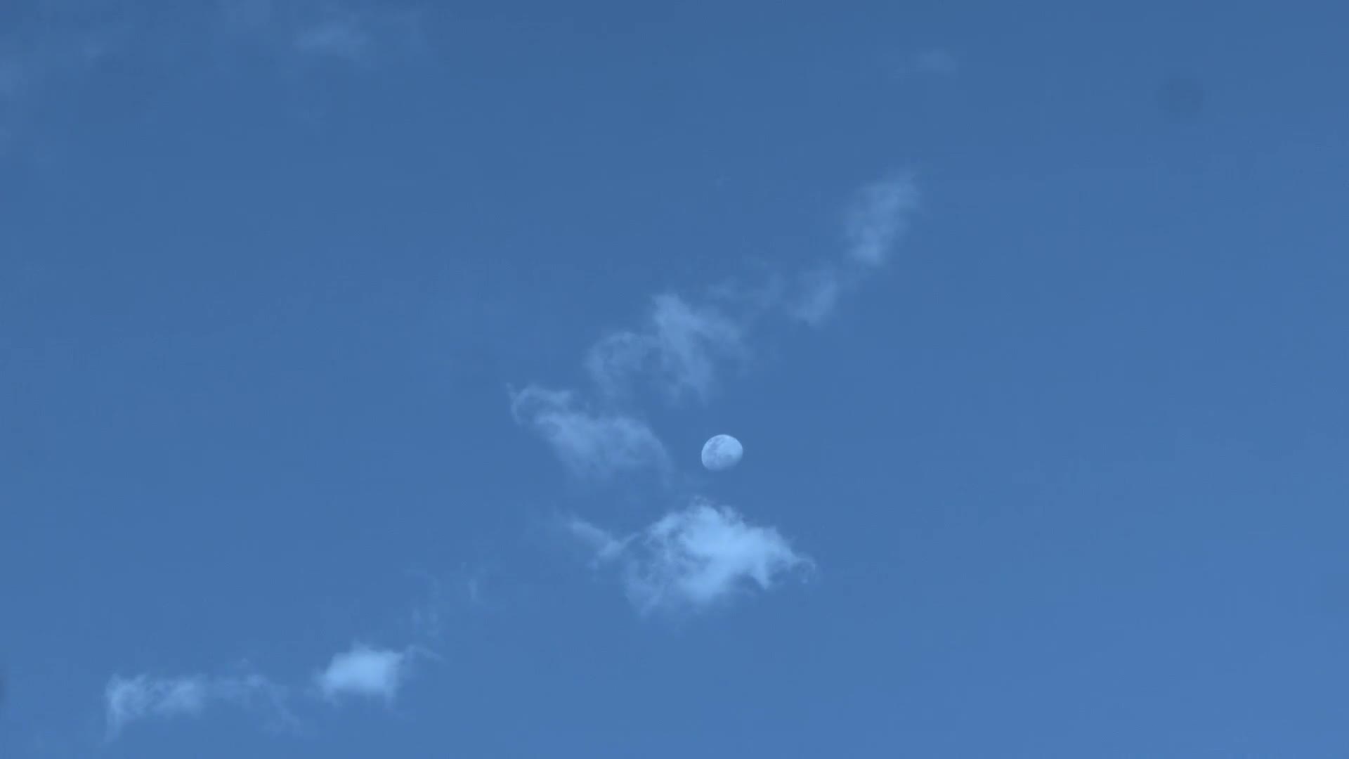 Download Free Video Moving Clouds Blue Sky Video Live Wallpaper