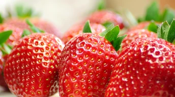 rawberry strawberry wallpaper download