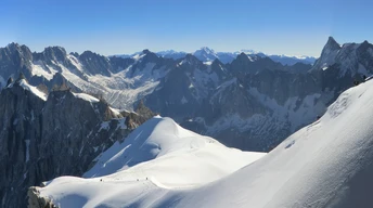 aiguille du midi 4k 5k wallpaper french alps europe tourism travel snow mountain