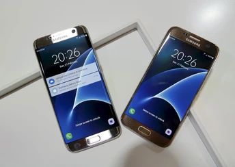 samsung galaxy s7 galaxy s7 edge mwc 2016 best smartphones 2016 review