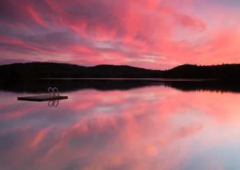 lake 4k hd wallpaper sea pink sunset sunrise reflection sky clouds water
